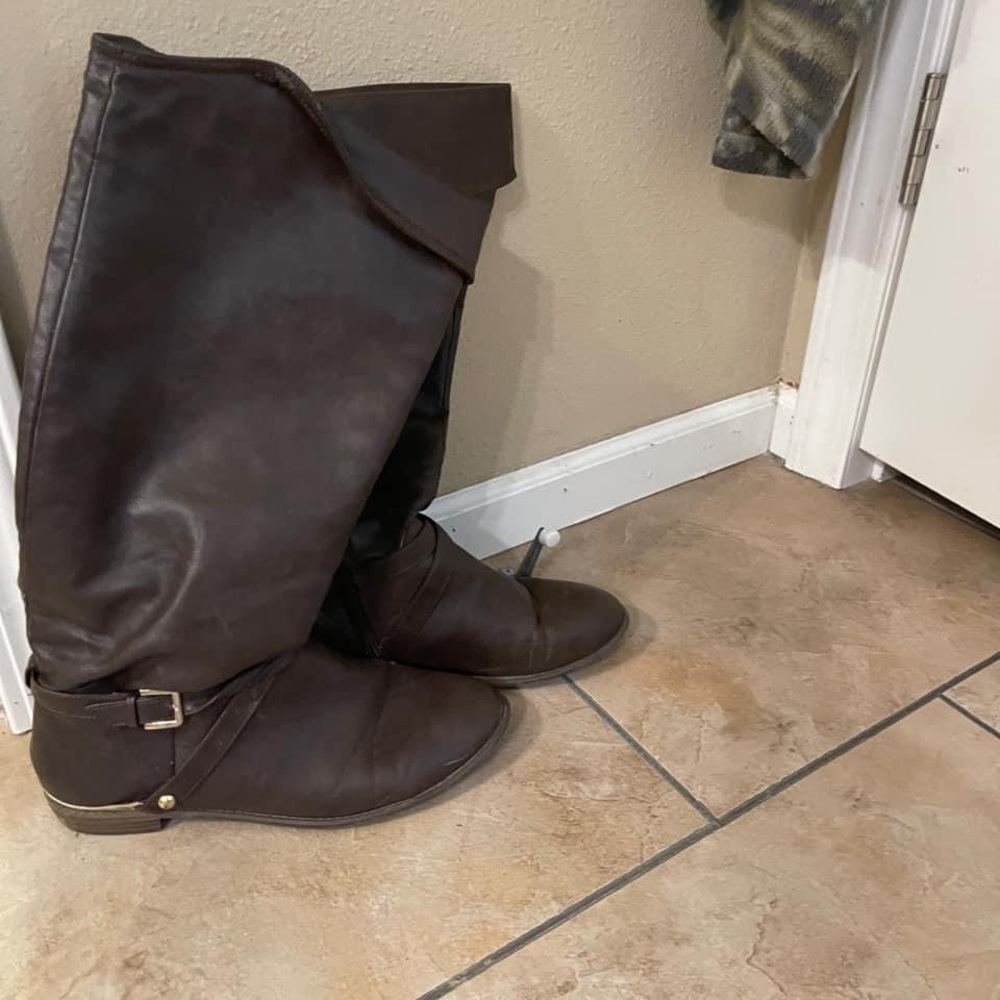Avon brown riding boots sz 10 fair
